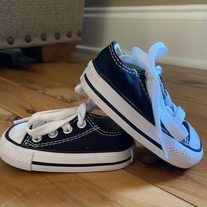 Converse infant size 2